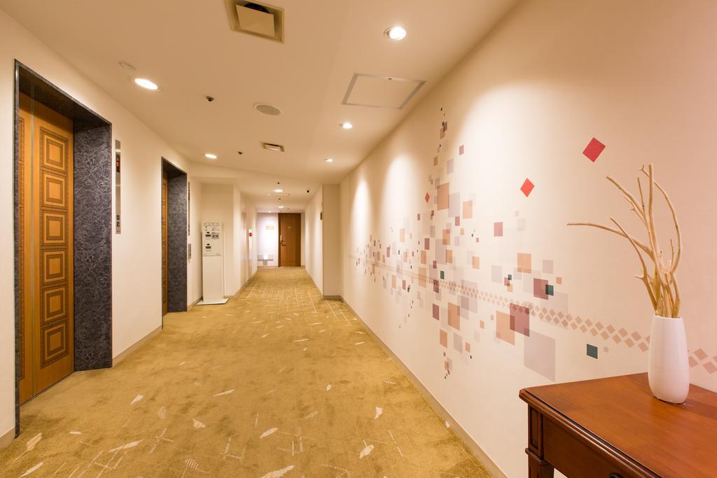 Osaka Tokyu Rei Hotel מראה חיצוני תמונה